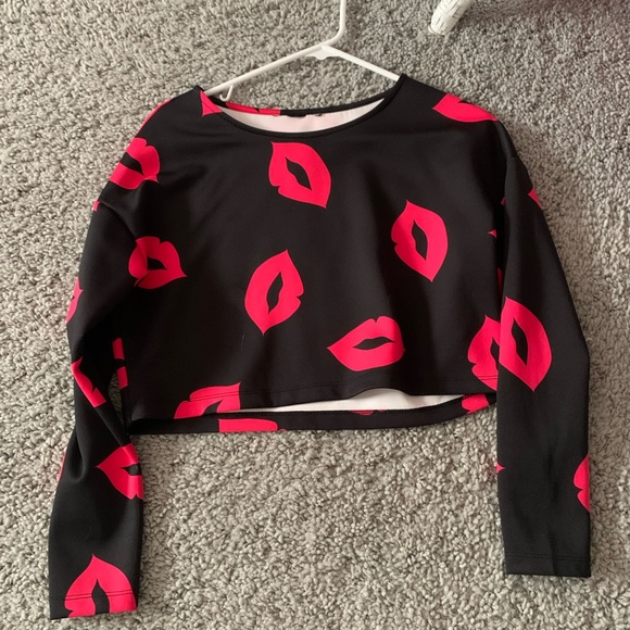 Lip crop top - Picture 1 of 1